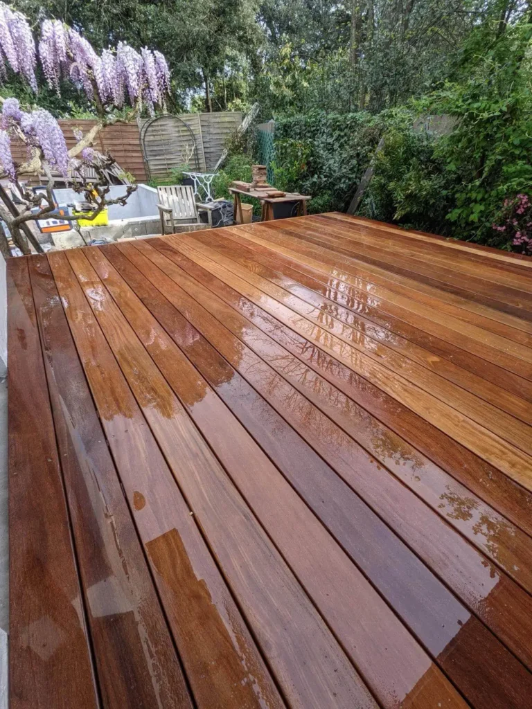 Jardin et support à vérifier avant pose de terrasse bois